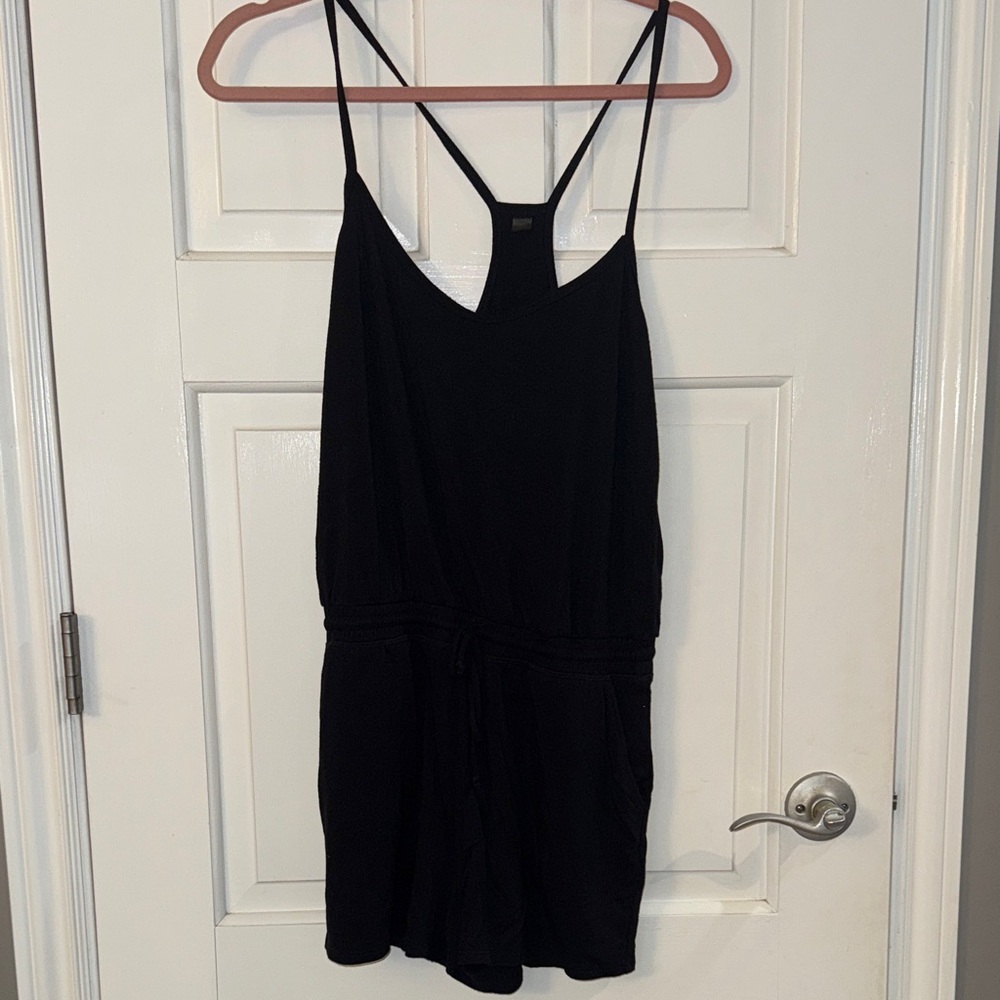 Beyond Yoga Black Sleeveless Top